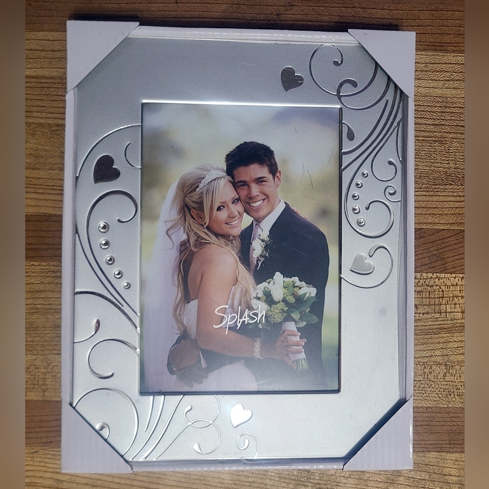 BNIP - Antique True Eternal Engagement Wedding Rings Art Piece in Frame